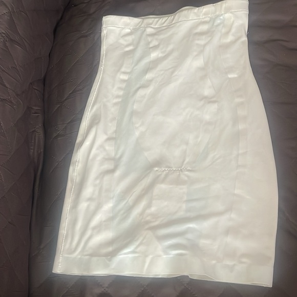 Flexees support shape wear size L, NWOT - Picture 4 of 6